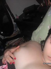 BBW slut sucking her sextoy before playing with her pussy