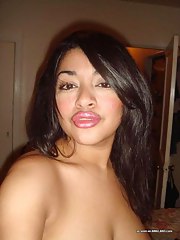 Sexy amateur chica with pouty lips selfshoots naked