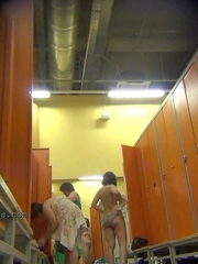 Shower Spy Cameras: Real voyeur HD vidoeos from public shower rooms